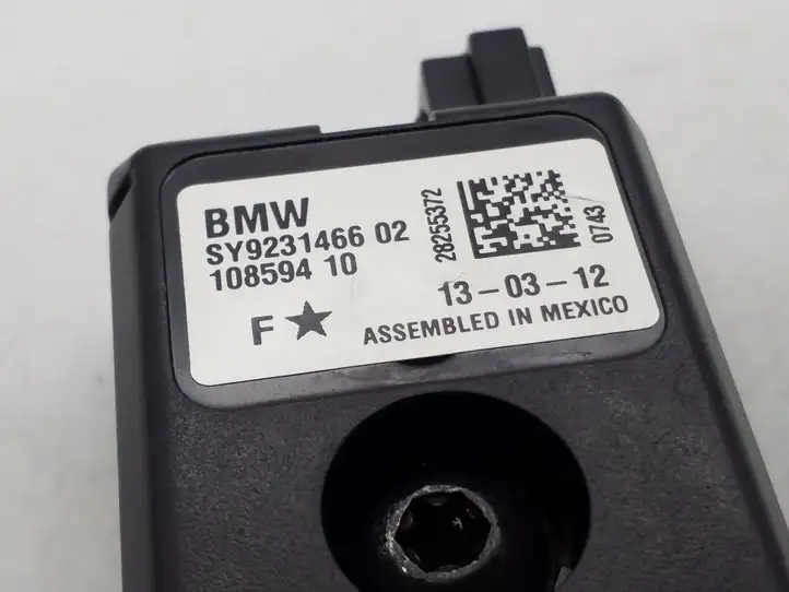 BMW 3 F30 F35 F31 (2012 - 2018) 9231466 Усилитель антенны — фото 2