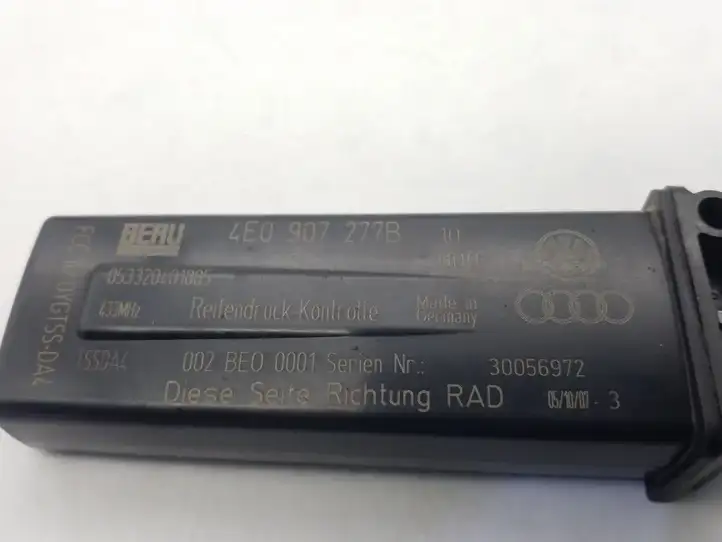 Audi A8 S8 D3 4E (2007 - 2010) 4E0907277B Датчик давления шин — фото 4