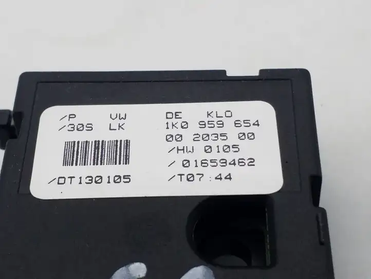 Audi A3/S3 8P (2004 - 2008) 1K0959654 Датчик угла поворота руля — фото 3