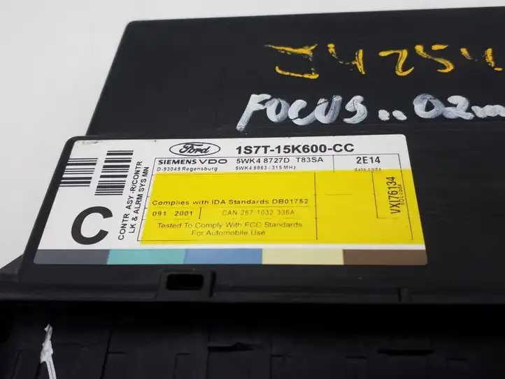 Ford Focus (1998 - 2004) 1S7T15K600CC Модуль комфорта — фото 4