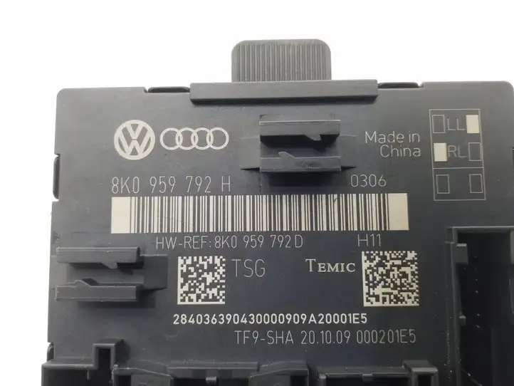 Audi A4 S4 B8 8K (2007 - 2011) 8K0959792H Блок управления дверью — фото 3
