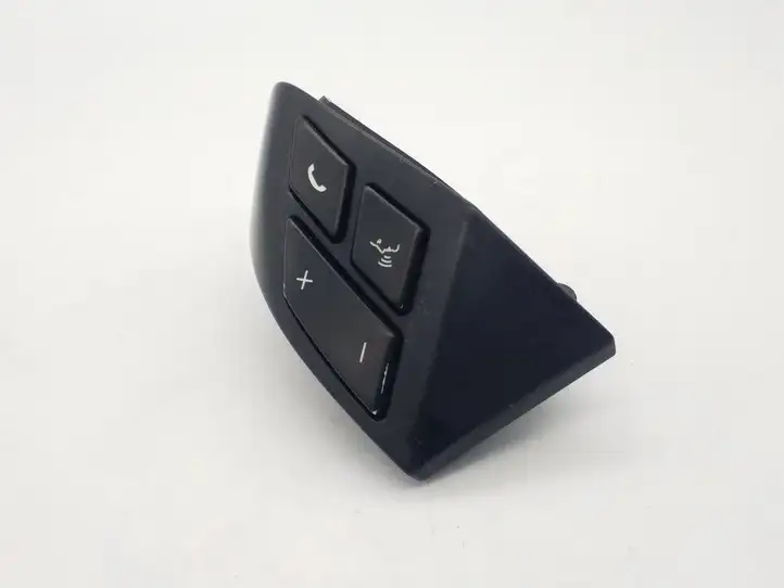 BMW 5 E60 E61 (2004 - 2010) 6983283 Кнопки на рулевом колесе — фото 1