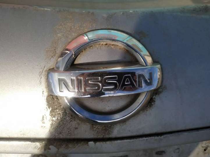 Nissan Primera Gamintojo ženkliukas