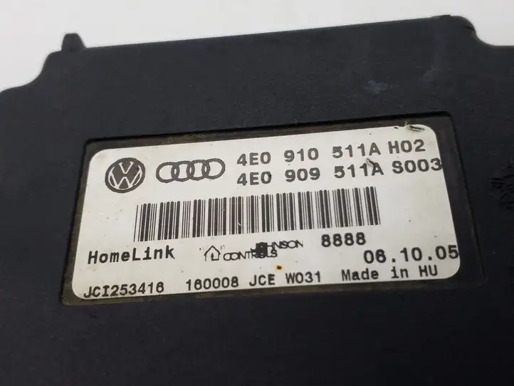 Audi A8 S8 D3 4E (2007 - 2010) 4E0910511A Пульт управления воротами — фото 3