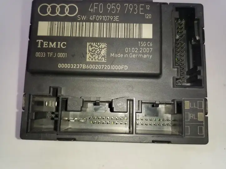 Audi A6 S6 C6 4F (2008 - 2011) 4F0959793E Блок управления дверью — фото 4