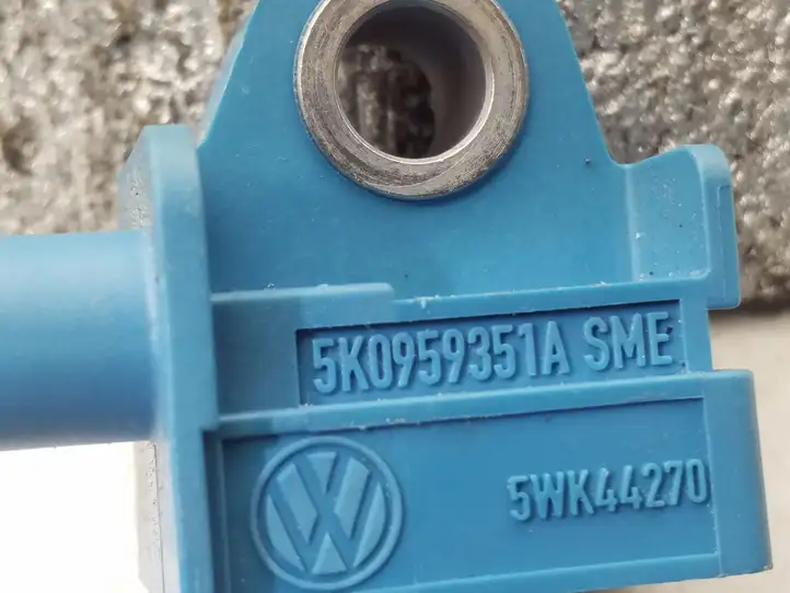 Volkswagen Jetta VI (2011 - 2018) 5K0959351A Датчик удара SRS — фото 3