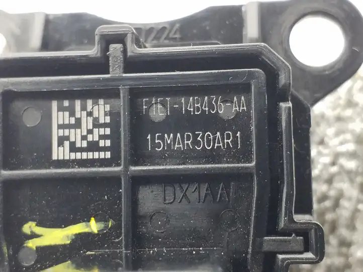 Ford Focus (2011 - 2015) F1ET14B436AA Кнопки на рулевом колесе — фото 3