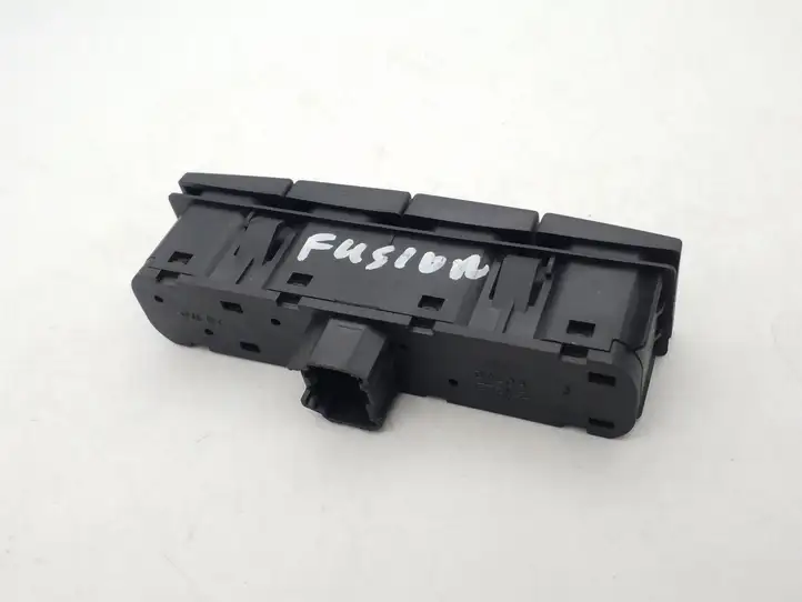 Ford Fiesta (2000 - 2005) 2S6T18K574AC Кнопка обогрева стекла — фото 2