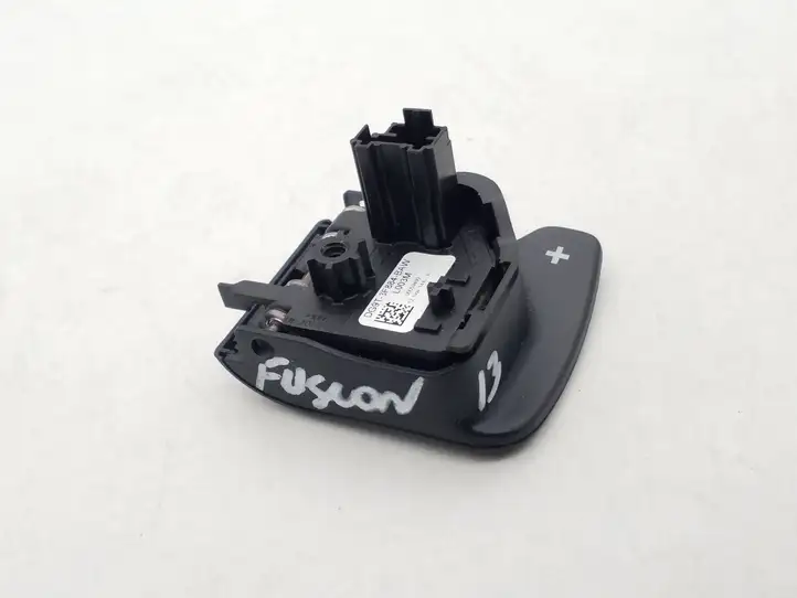 Ford Fusion II (2013 - ) DG9T3F884 Кнопки на рулевом колесе — фото 2