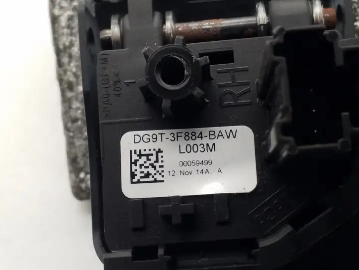 Ford Fusion II (2013 - ) DG9T3F884 Кнопки на рулевом колесе — фото 3