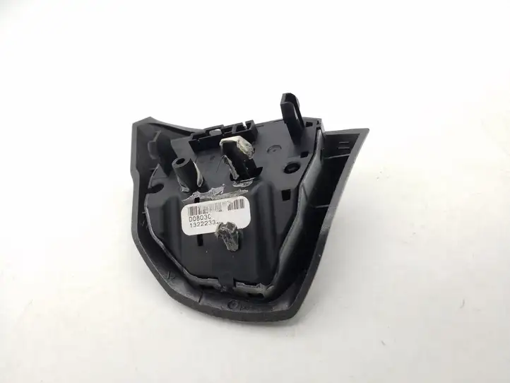Opel Corsa D (2006 - 2010) 13222332 Кнопки на рулевом колесе — фото 2