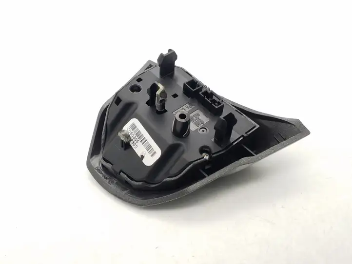 Opel Corsa D (2006 - 2010) 13222332 Кнопки на рулевом колесе — фото 2