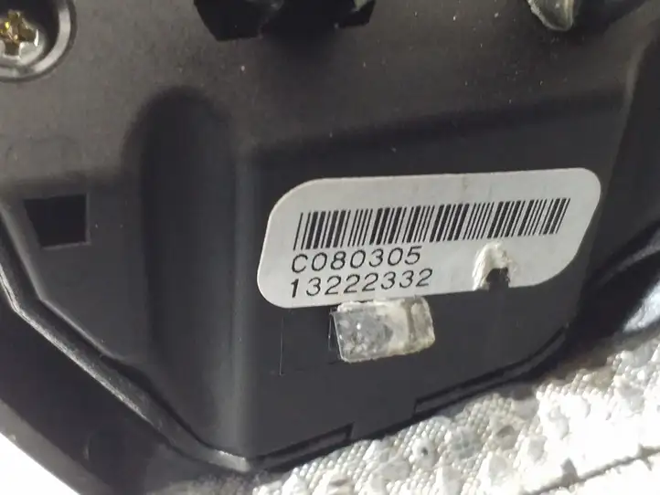Opel Corsa D (2006 - 2010) 13222332 Кнопки на рулевом колесе — фото 3