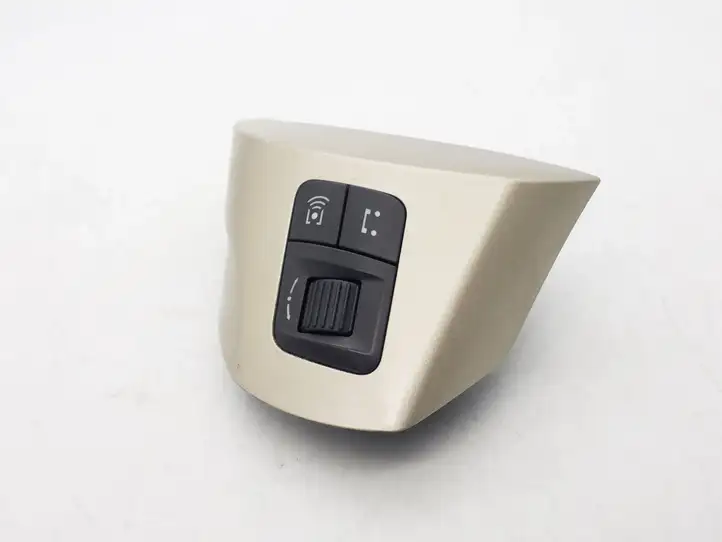 Opel Corsa D (2006 - 2010) 13222330 Кнопки на рулевом колесе — фото 1