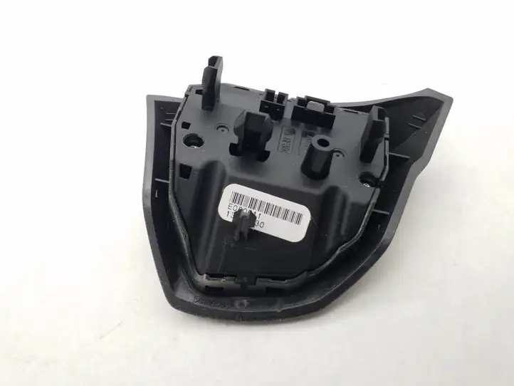 Opel Corsa D (2006 - 2010) 13222330 Кнопки на рулевом колесе — фото 2