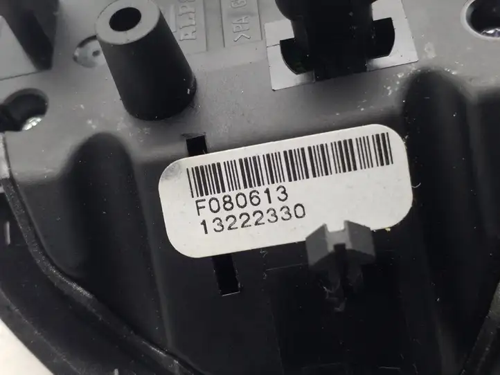 Opel Corsa D (2006 - 2010) 13222330 Кнопки на рулевом колесе — фото 3