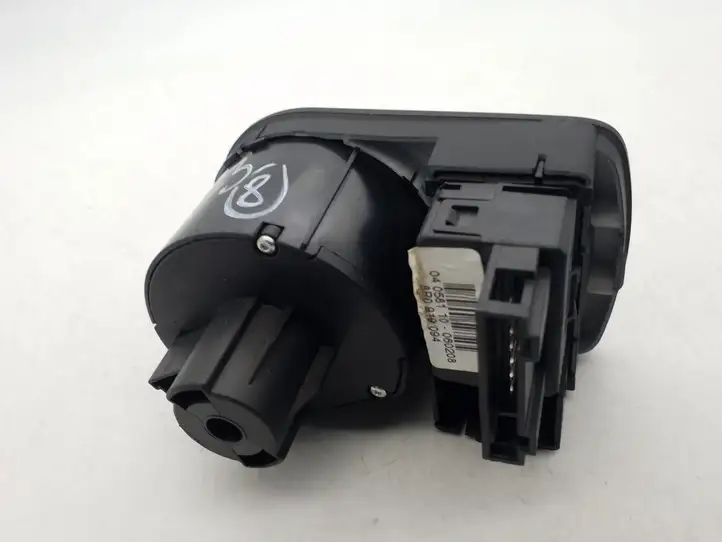 Audi A3/S3 8P (2004 - 2008) 8P2941531J Включатель фонарей — фото 2