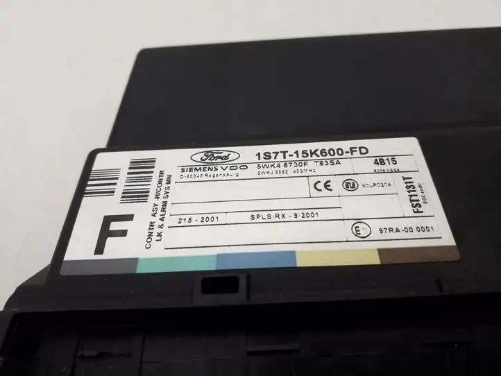 Ford Focus (1998 - 2004) 1S7T15K600FD Модуль комфорта — фото 3