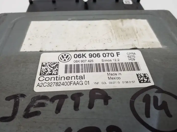 Volkswagen Jetta VI (2011 - 2018) 06K906070F Блок управления двигателем (ECU) — фото 3