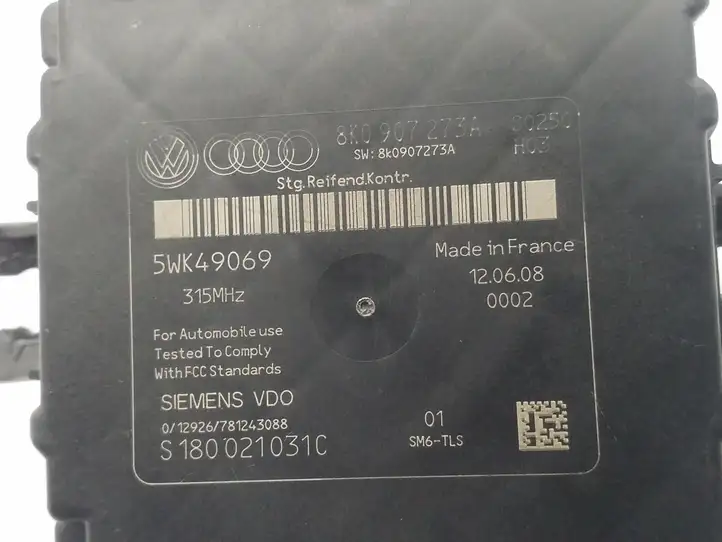 Audi A4 S4 B8 8K (2007 - 2011) 8K0907273A Прочие блоки управления — фото 3