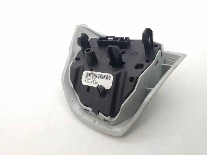 Opel Corsa D (2006 - 2010) 13222332 Кнопки на рулевом колесе — фото 2
