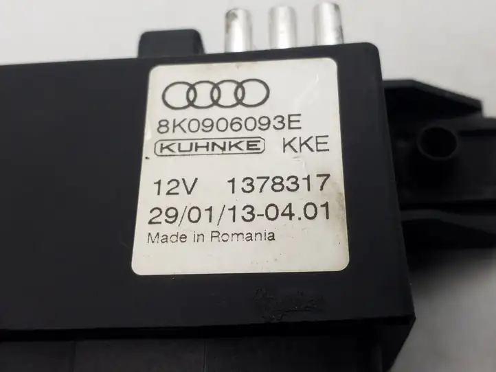 Audi Q5 SQ5 (2008 - 2012) 8K0906093E Блок управления топливным насосом — фото 3