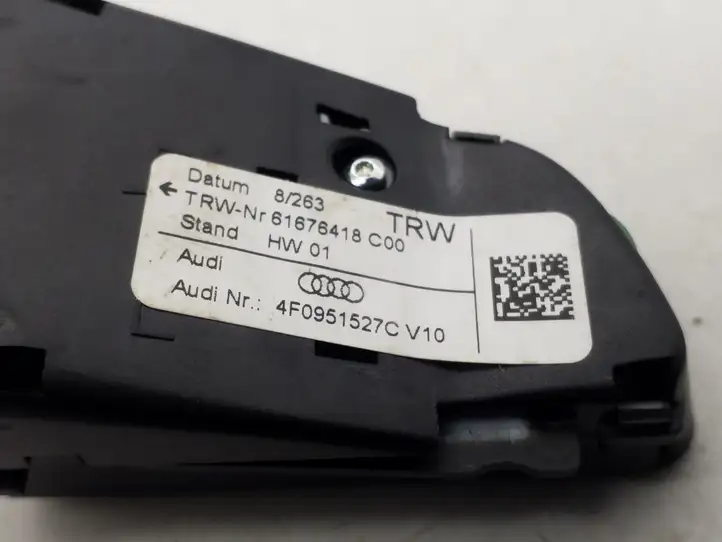 Audi A4 S4 B8 8K (2007 - 2011) 4F0951527C Кнопки на рулевом колесе — фото 2