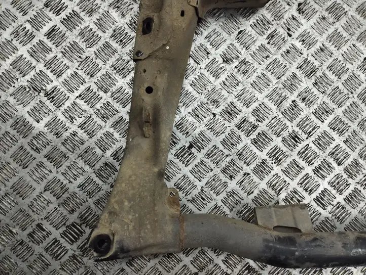 Honda CR-V (2012 - 2016) Передняя балка подвески — фото 2