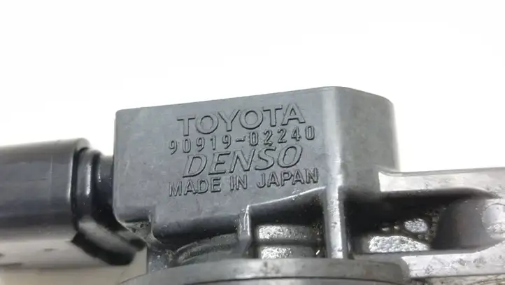 Toyota Prius (XW20) (2003 - 2009) 9091902240 Катушка зажигания — фото 2