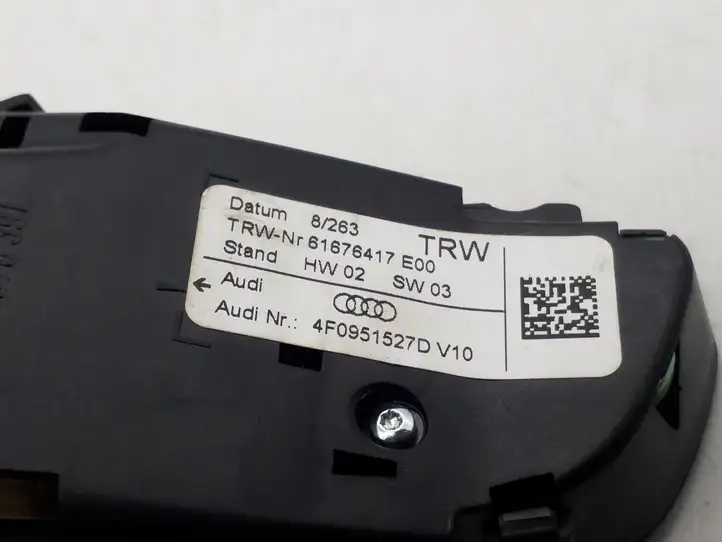 Audi A4 S4 B8 8K (2007 - 2011) 4F0951527D Кнопки на рулевом колесе — фото 2