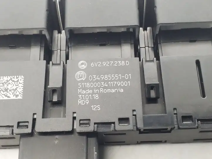 Skoda Fabia Mk3 (NJ) (2015 - 2021) 6V2927238D Выключатель ASR — фото 3