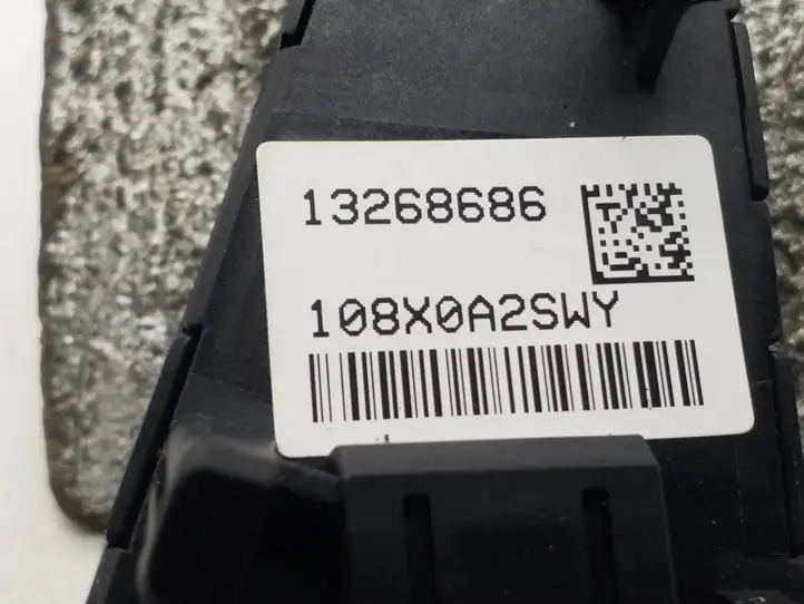 Opel Meriva B (2010 - 2014) 13268686 Кнопки на рулевом колесе — фото 3