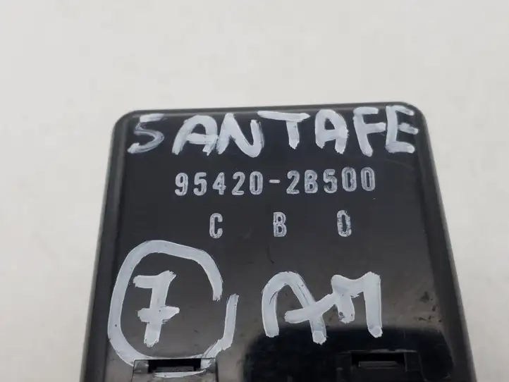 Hyundai Santa Fe (2005 - 2009) 954202B500 Реле стеклоочистителей — фото 3