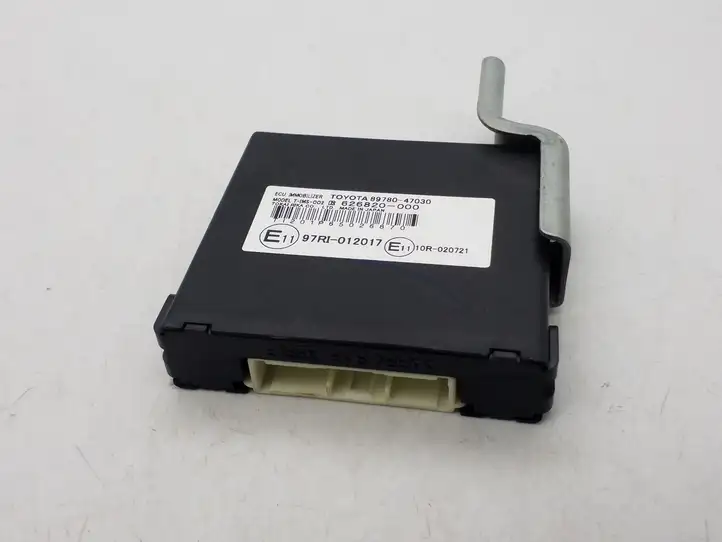 Toyota Prius (XW20) (2003 - 2009) 8978047030 Блок иммобилайзера — фото 1