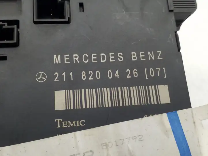 Mercedes-Benz E W211 (2002 - 2009) 2118200426 Блок управления дверью — фото 3