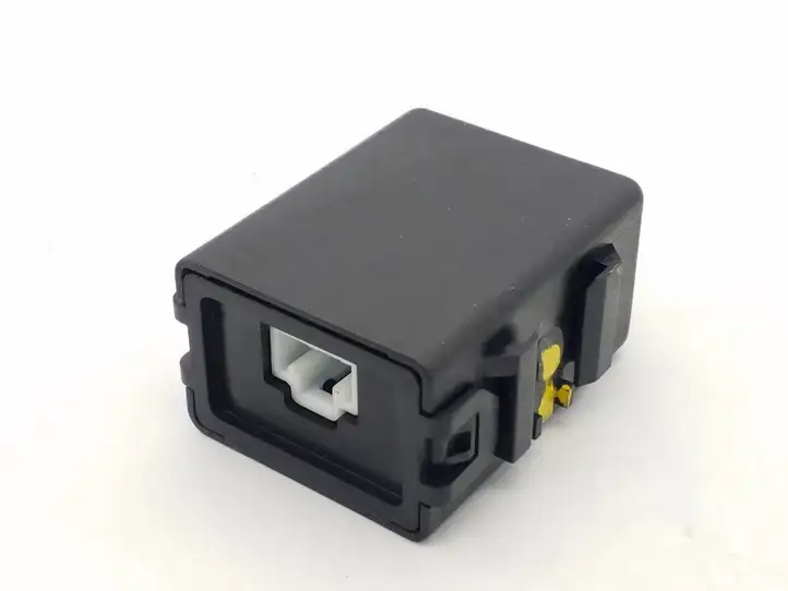 Hyundai Santa Fe (2005 - 2009)  9477027850 Другое реле