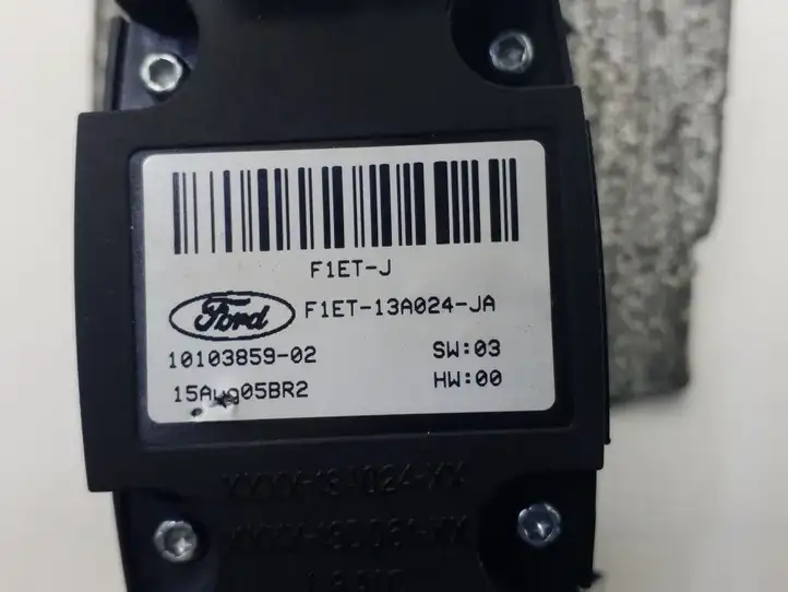 Ford Focus ST (2015 - 2018) F1ET13A024JA Включатель фонарей — фото 2