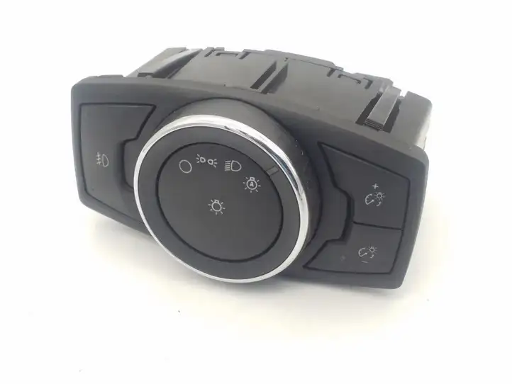 Ford Fusion II (2013 - ) DG9T13D061 Включатель фонарей — фото 1
