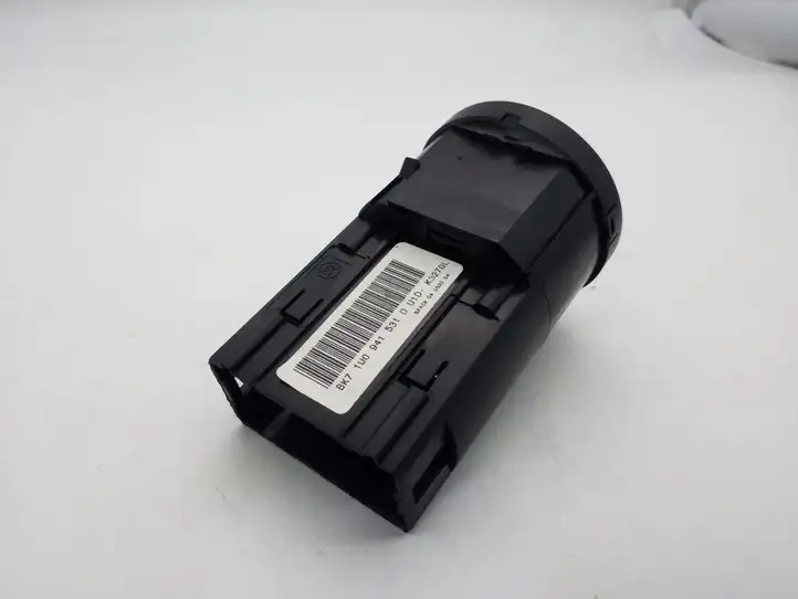 Skoda Fabia Mk2 (5J) (2007 - 2014)  1U0941531D Включатель фонарей