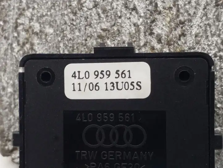 Audi Q7 4L (2005 - 2009) 4L0959561 Включатель раздвижной крыши — фото 4