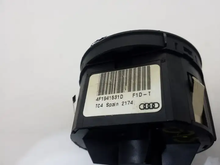 Audi A6 S6 C6 4F (2004 - 2008) 4F1941531D Включатель фонарей — фото 3