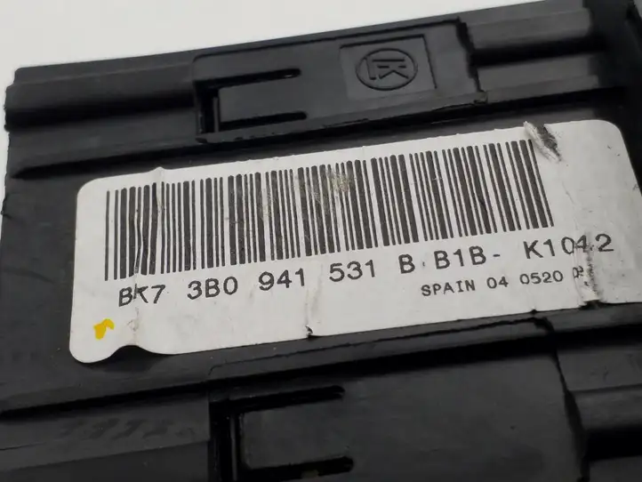 Skoda Fabia Mk2 (5J) (2007 - 2014) 3B0941531B Включатель фонарей — фото 3