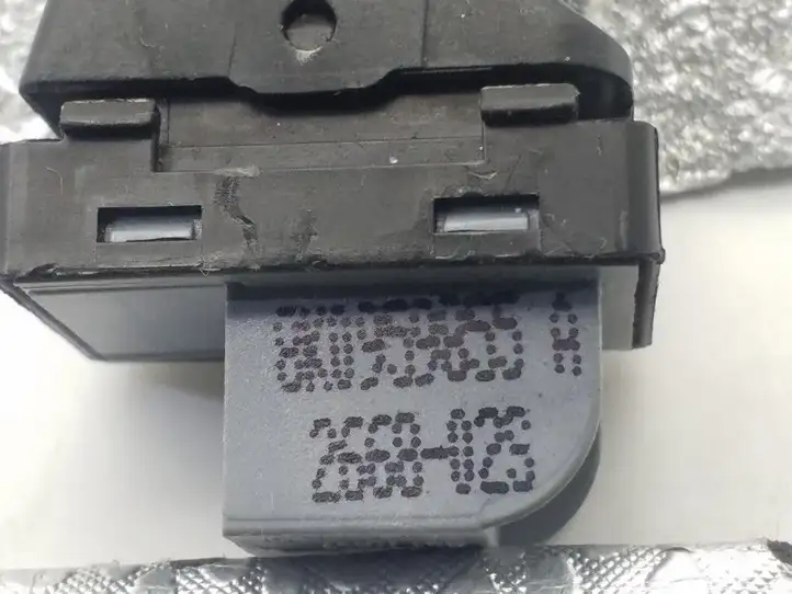 Audi A4 S4 B8 8K (2007 - 2011) 8K0959855A Кнопка стеклоподъемников — фото 2