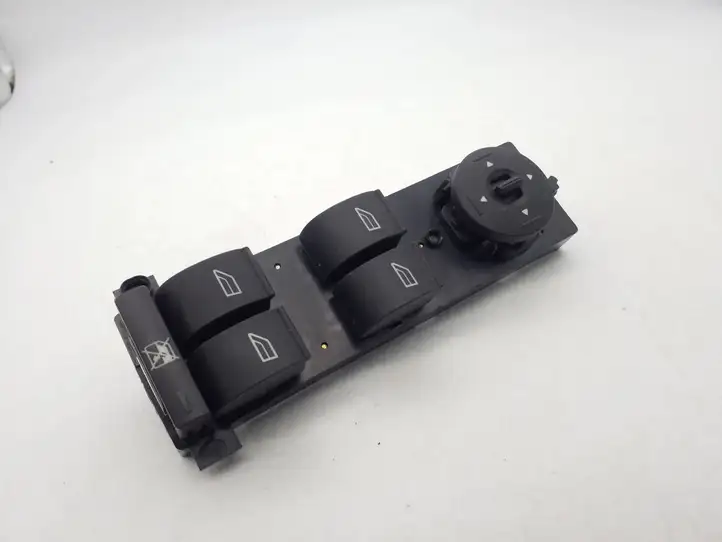 Ford Focus (2005 - 2008) 3M5T14A132AF Кнопка стеклоподъемников — фото 1