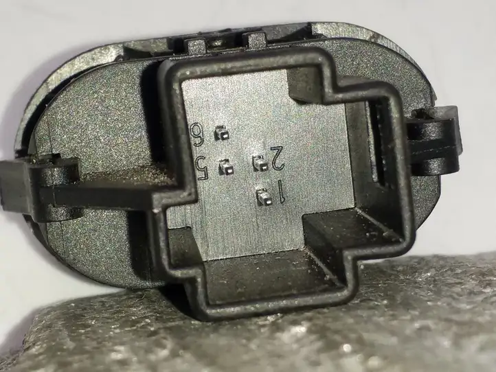 Ford Focus (1998 - 2004) 98AB14529DC Кнопка стеклоподъемников — фото 4