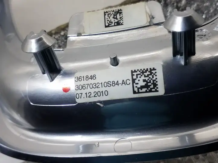 Opel Astra J (2009 - 2012) 306703210S84AC Обшивка рулевой колонки — фото 3