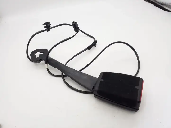 Volkswagen Jetta VI (2011 - 2018)  5C6857755C Замок переднего ремня