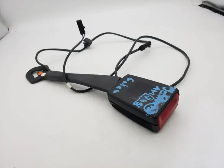 Volkswagen Jetta VI (2011 - 2018)  5C6857755C Замок переднего ремня