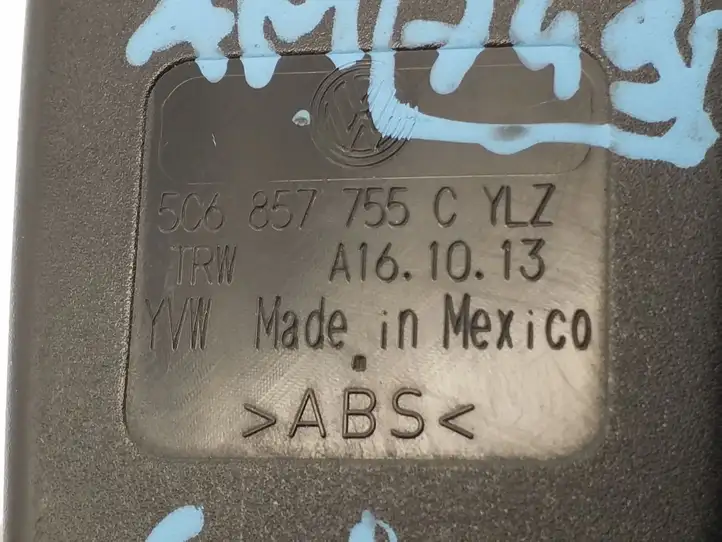 Volkswagen Jetta VI (2011 - 2018)  5C6857755C Замок переднего ремня