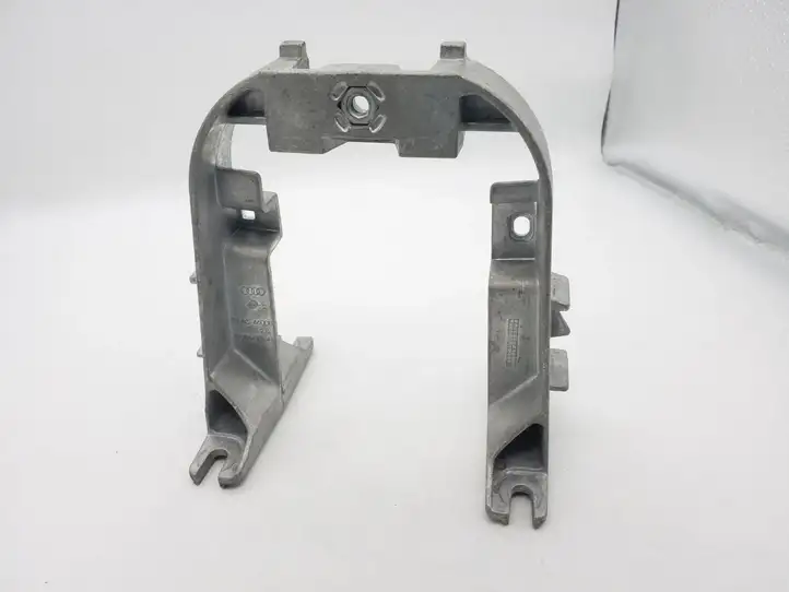 Audi A6 (2004 - 2008)  4F0864283 Другая центральная деталь консоли (туннеля)